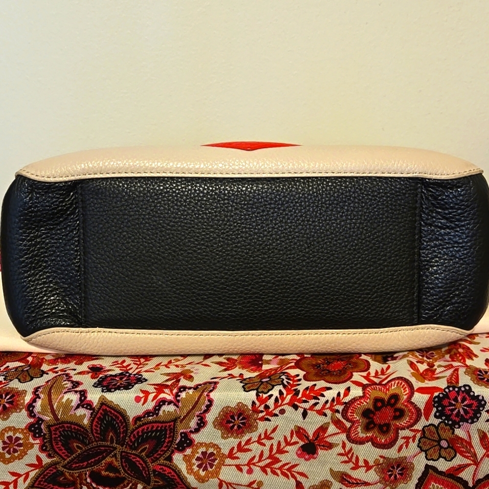 Kate Spade Be Mine Alexya Heart Satchel - Picture 5 of 8